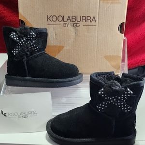 Koolaburra black mini dot toddler size 6